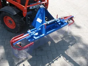 Spritzschirm für Fronthydraulik