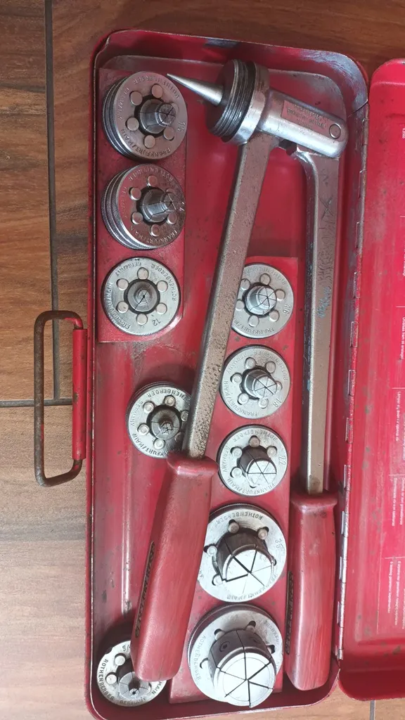 Expander Aufweitgerät Rothenberger mit 10 Köpfen